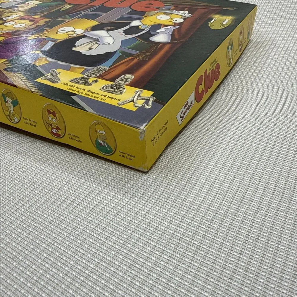 Vintage 2000 Parker Brothers The Simpsons CLUE Board Game